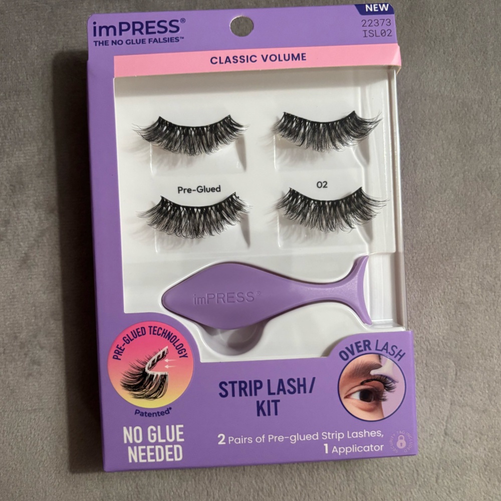 imPRESS Classic Volume Lash Kit with Black Lashes